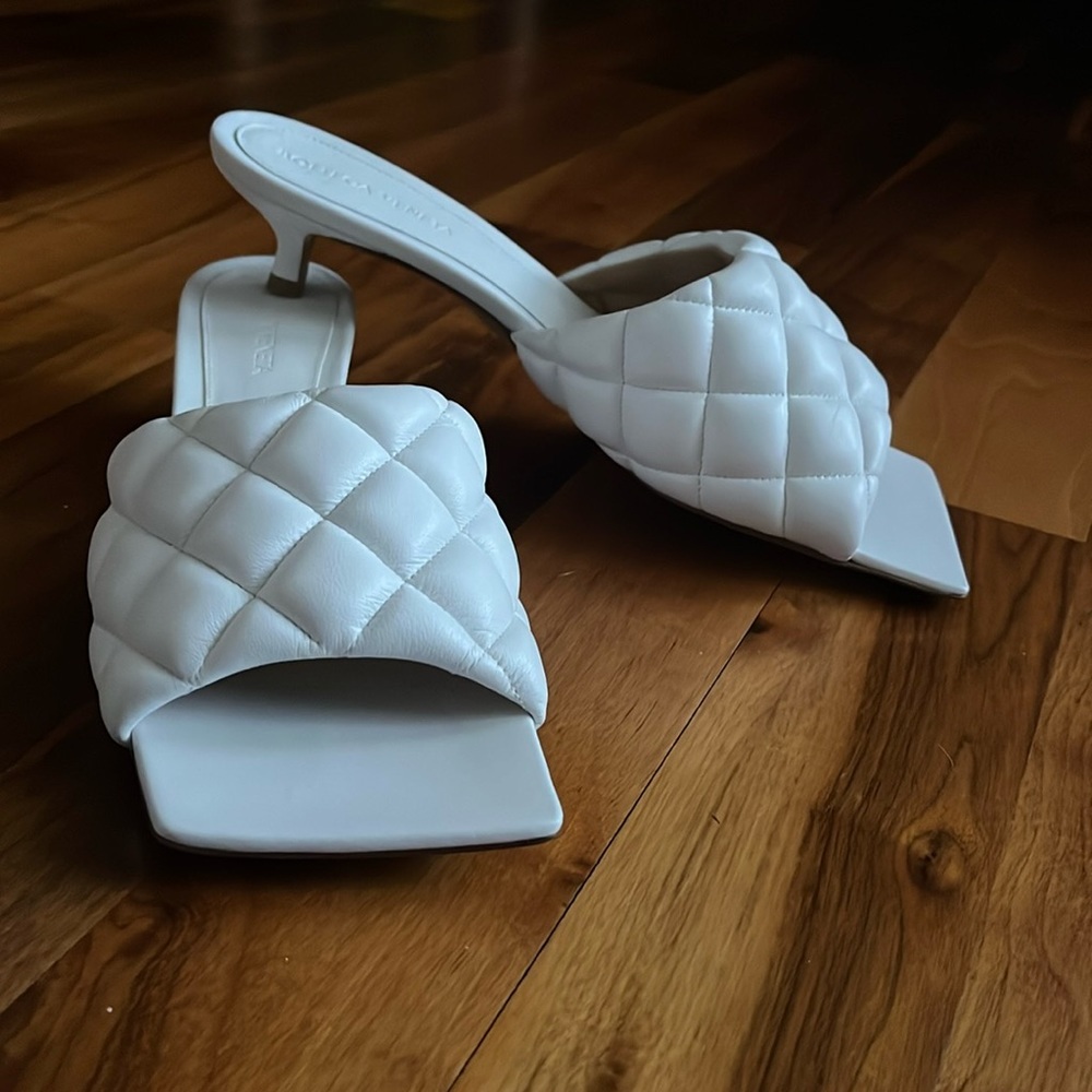 Bottega Veneta Padded Slide Sandals, NEW - Picture 3 of 14